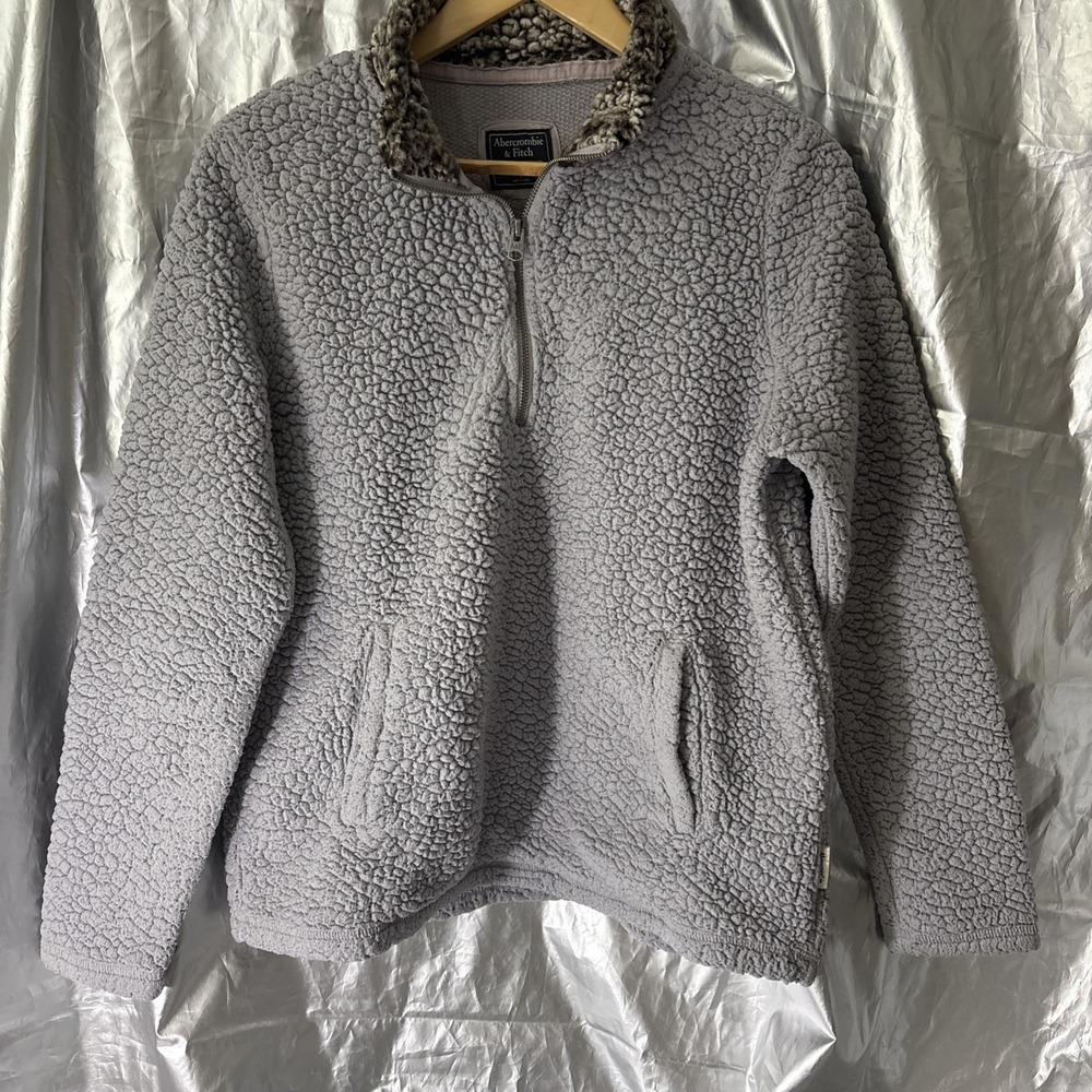 Women's Abercrombie Fitch Size L Pullover Fuzzy‎ Gray Purple